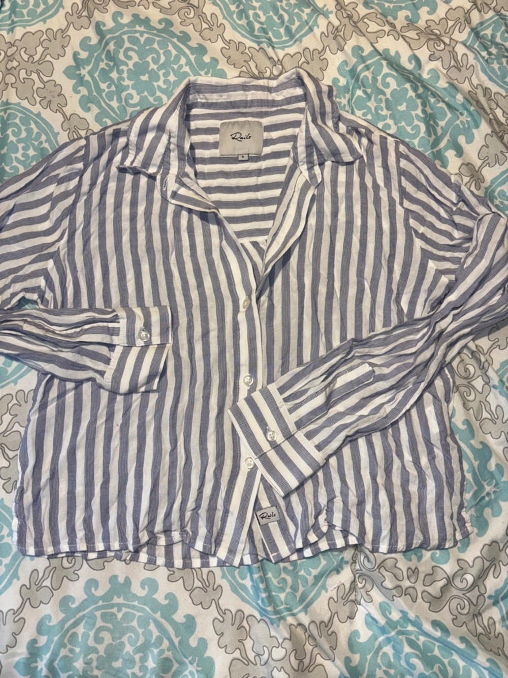 Rails button down - Picture 1 of 4